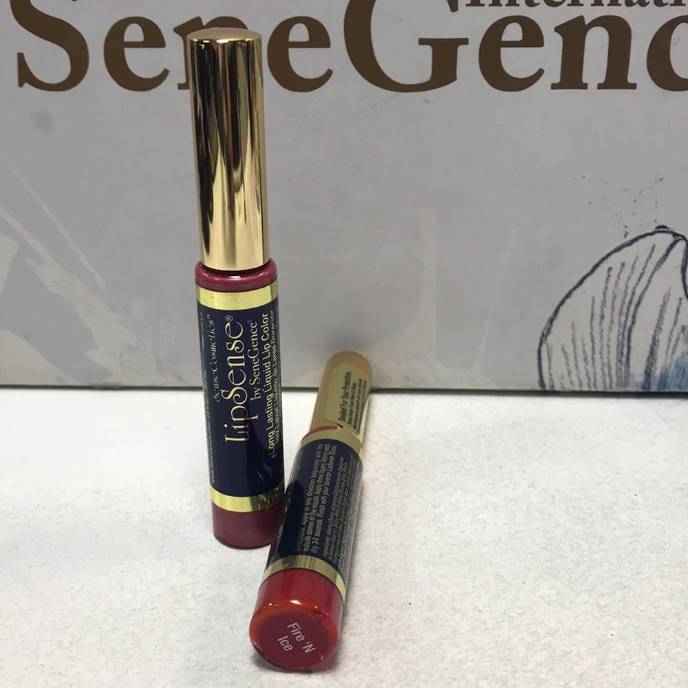 Lipsense lip stain and Matte lip gloss